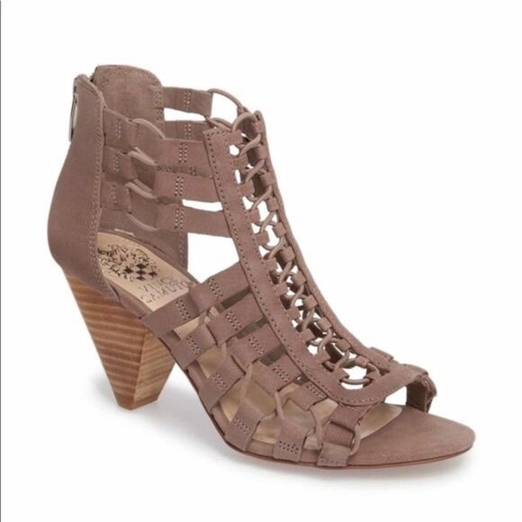 Vince Camuto Elanso Gladiator Strappy Sandals - Picture 1 of 17